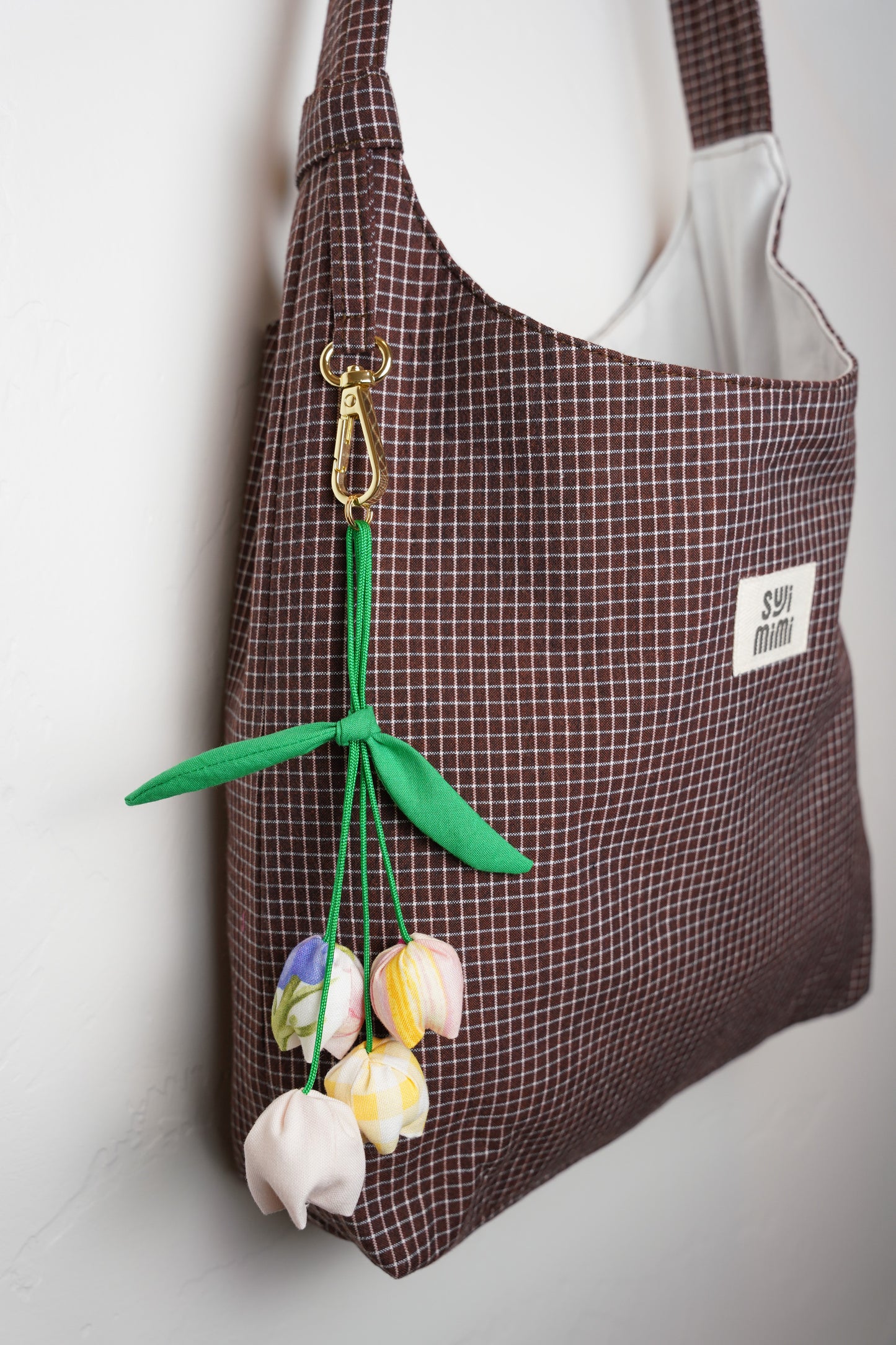 Everyday Shoulder Bag - Check Yes Brown